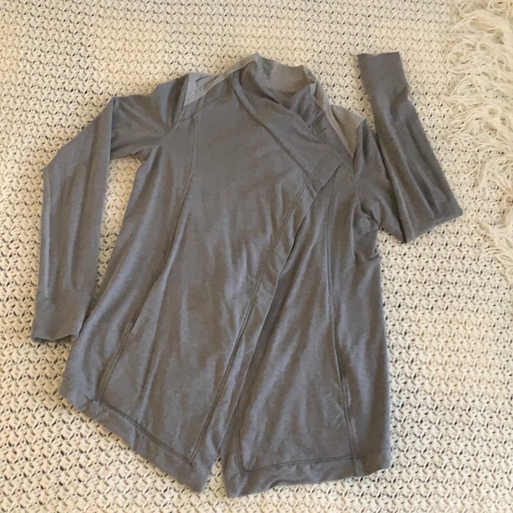 Lululemon wrap, grey two-tone, size 8